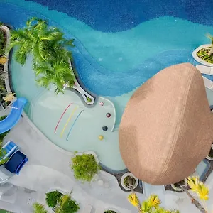 Hotel Wyndham Garden Phuket, Nai Thon Beach